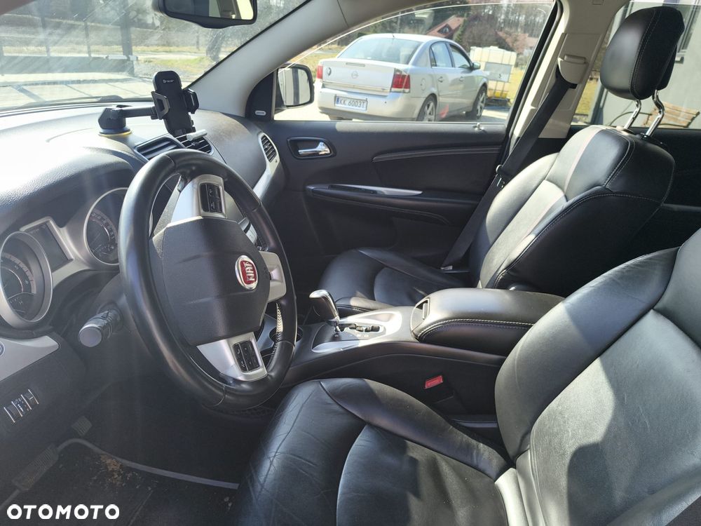 Fiat Freemont 2.0 Multijet Lounge AWD - 4