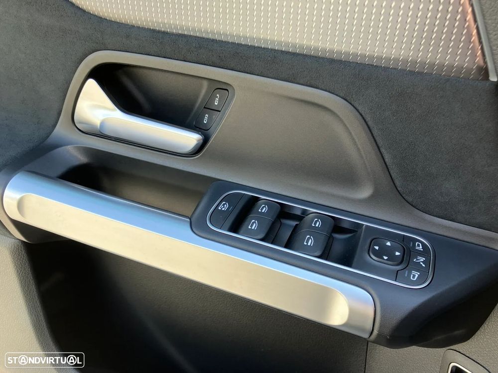 Mercedes-Benz EQB 250 AMG Line - 19