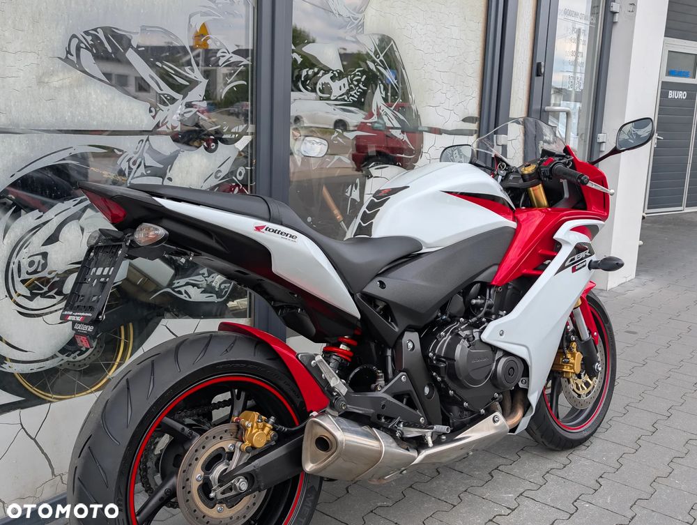 Honda CBR - 13