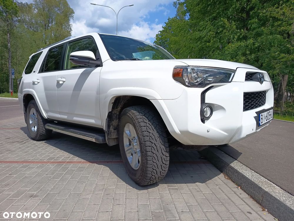 Toyota 4-Runner - 1