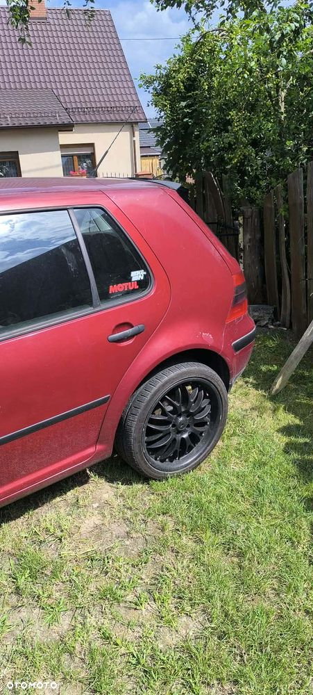 Volkswagen Golf 1.6 - 7