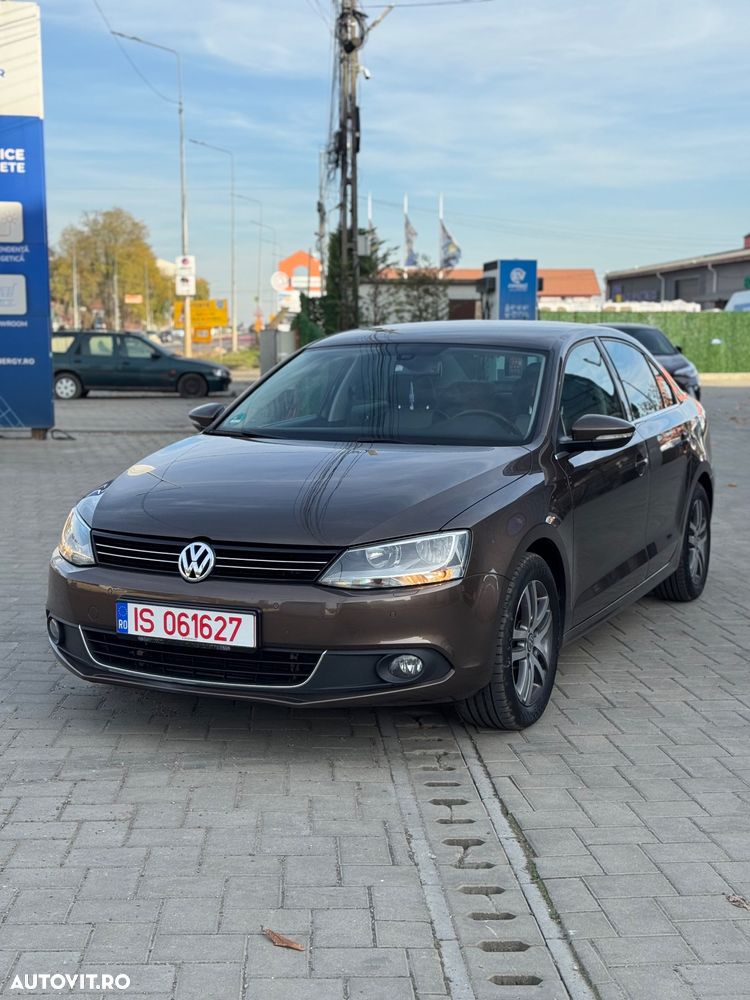 Volkswagen Jetta 1.4 TSI Highline - 17