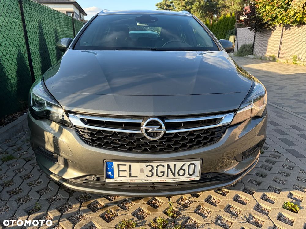 Opel Astra 1.6 CDTI Dynamic - 2