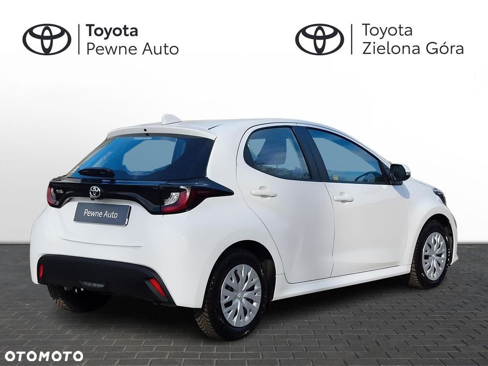 Toyota Yaris - 5