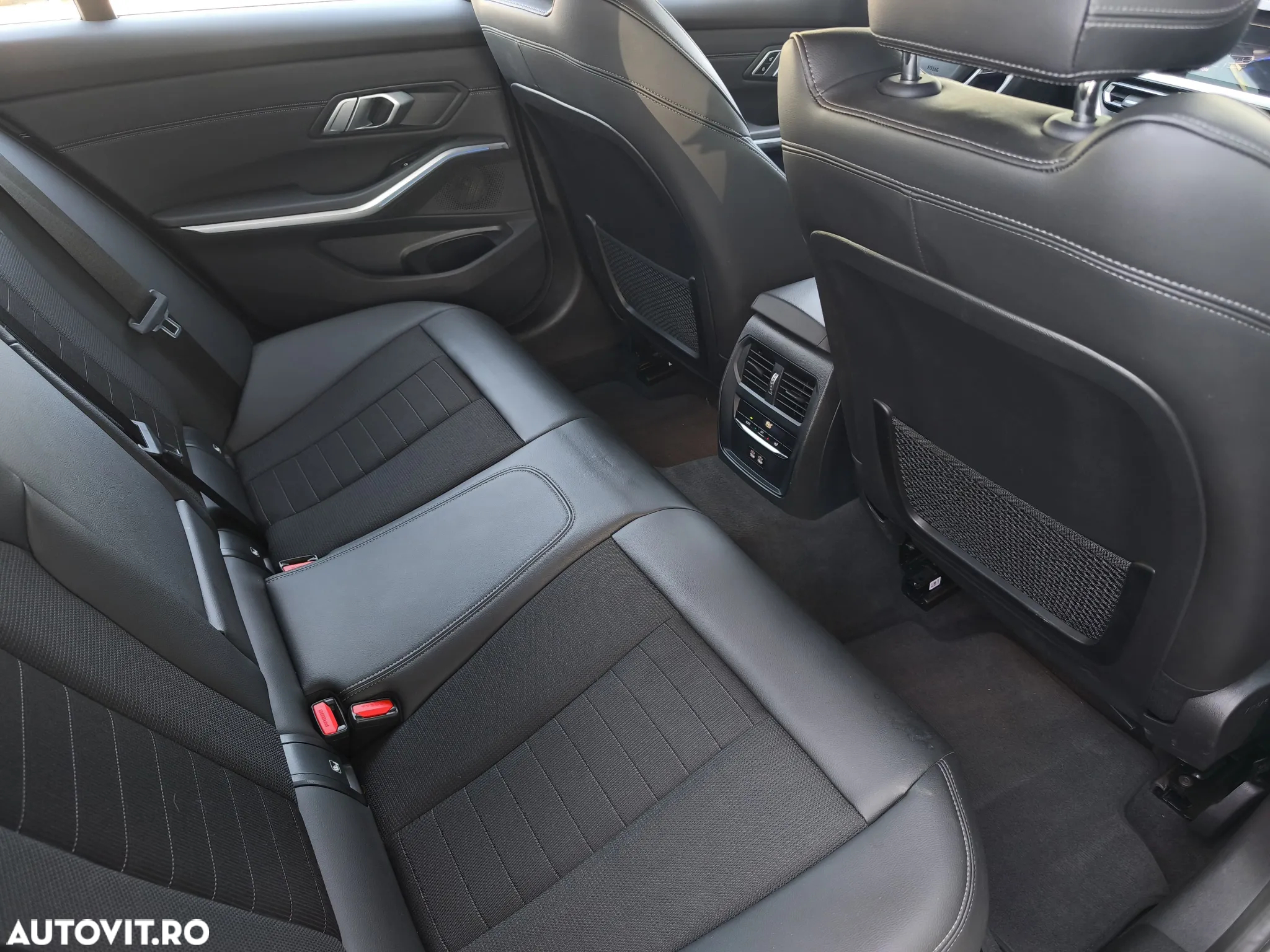 BMW Seria 3 320d Touring xDrive Aut. Sport Line - 12