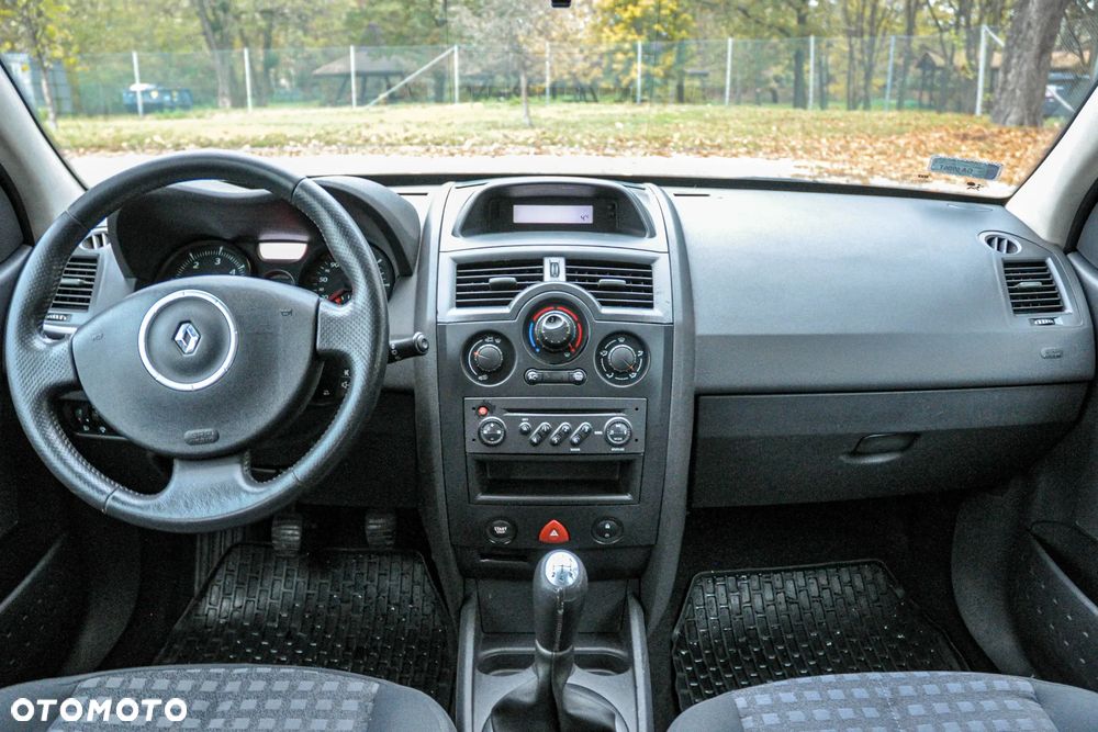 Renault Megane - 9