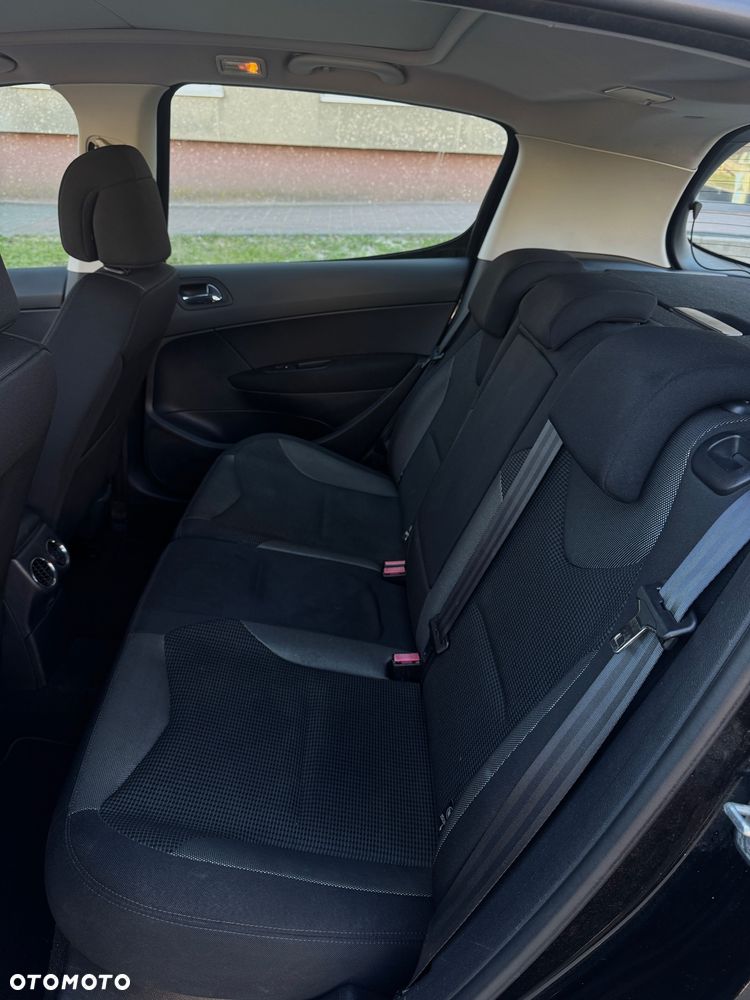 Peugeot 308 1.6 Premium Plus - 14