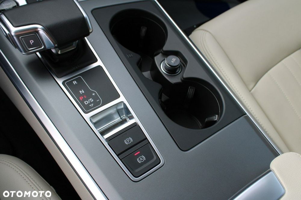 Audi A6 Avant - 34