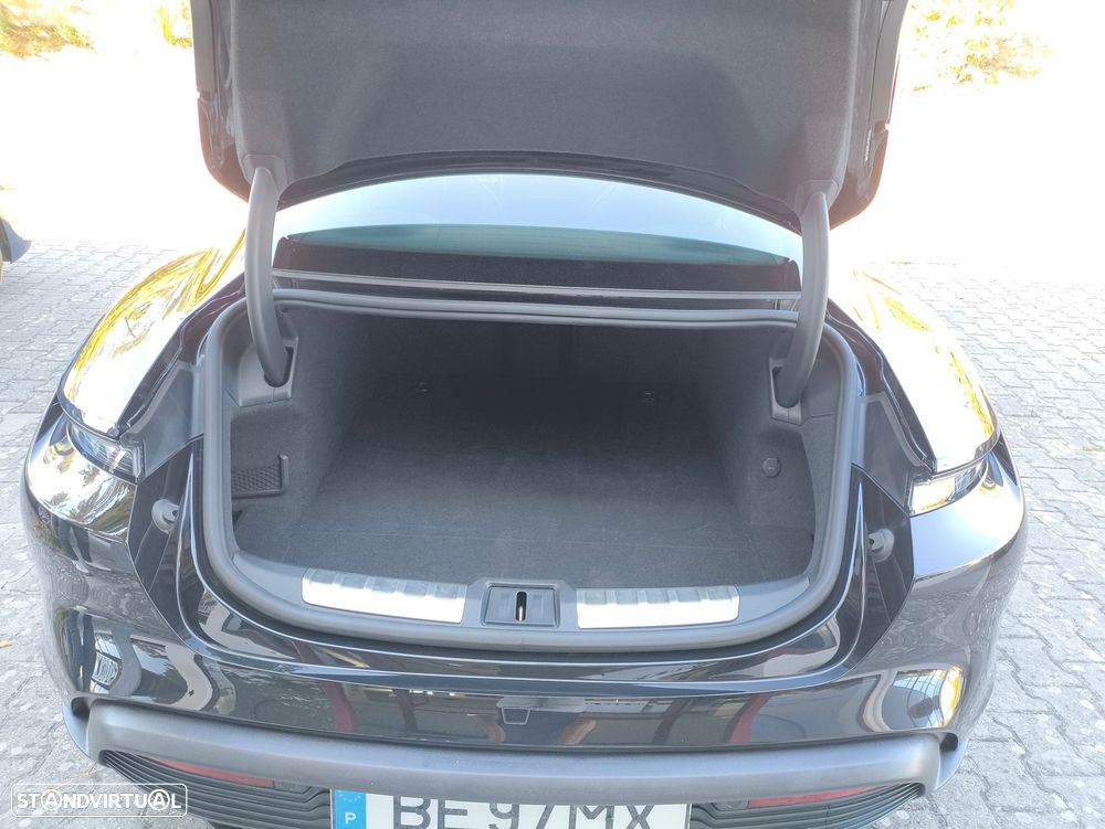 Porsche Taycan 4S - 27