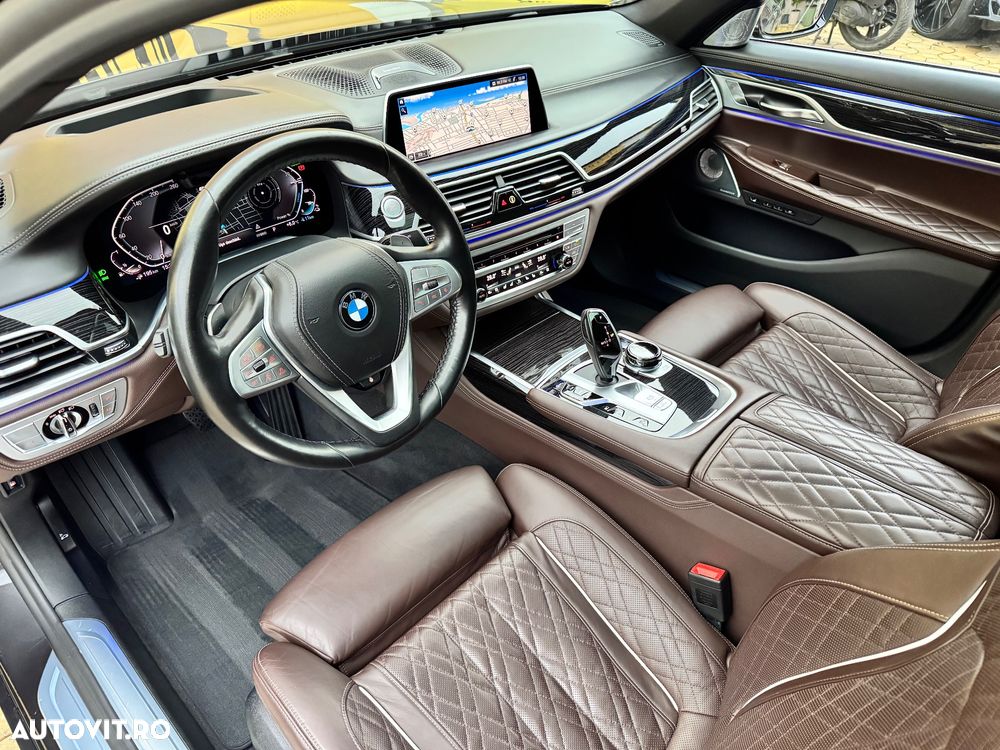 BMW Seria 7 745e - 3