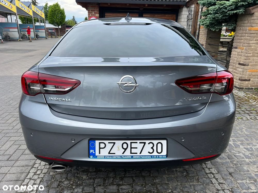 Opel Insignia - 8