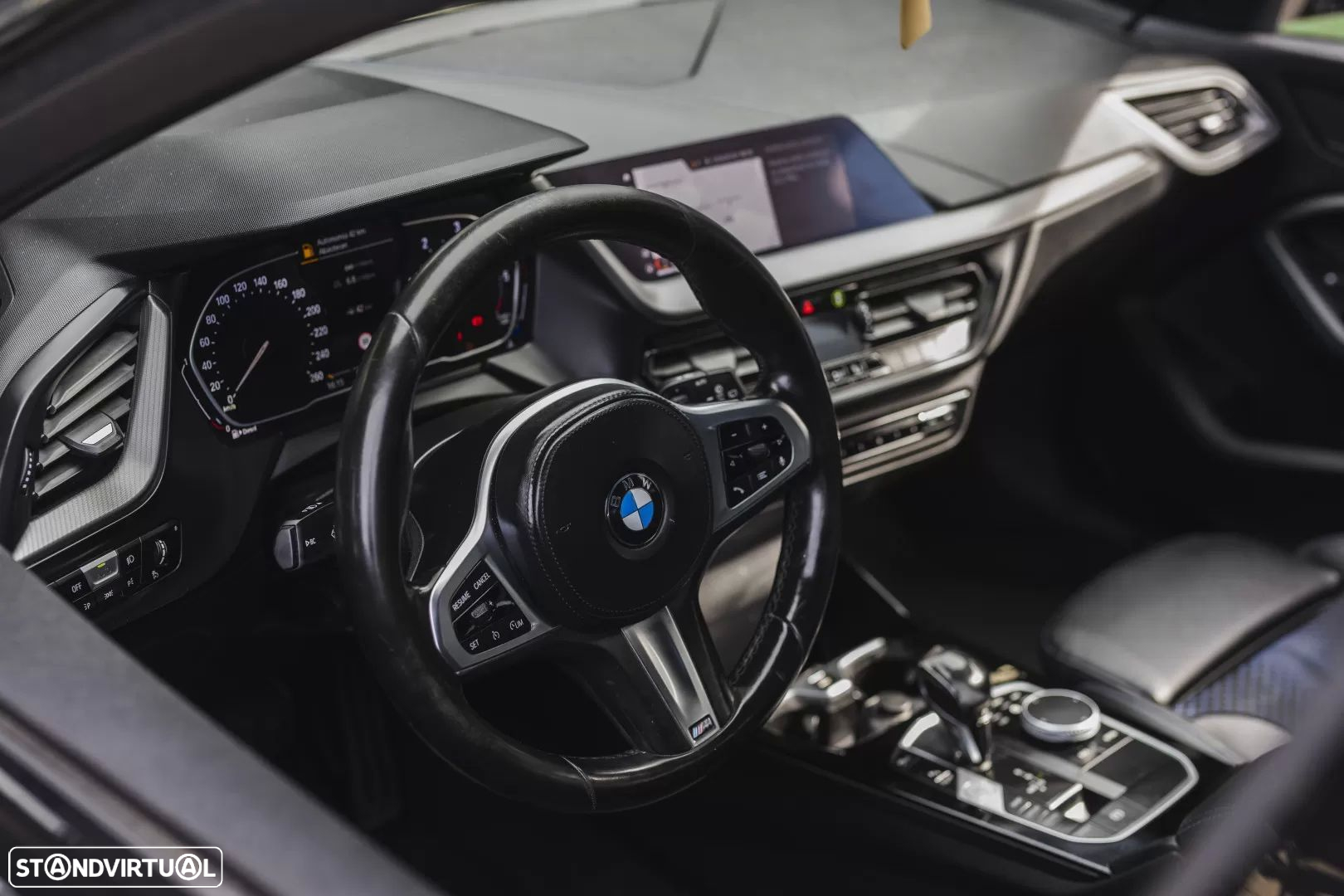 BMW 116 d Pack M Auto - 24