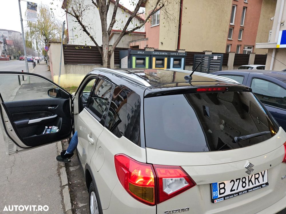 Suzuki Vitara - 11