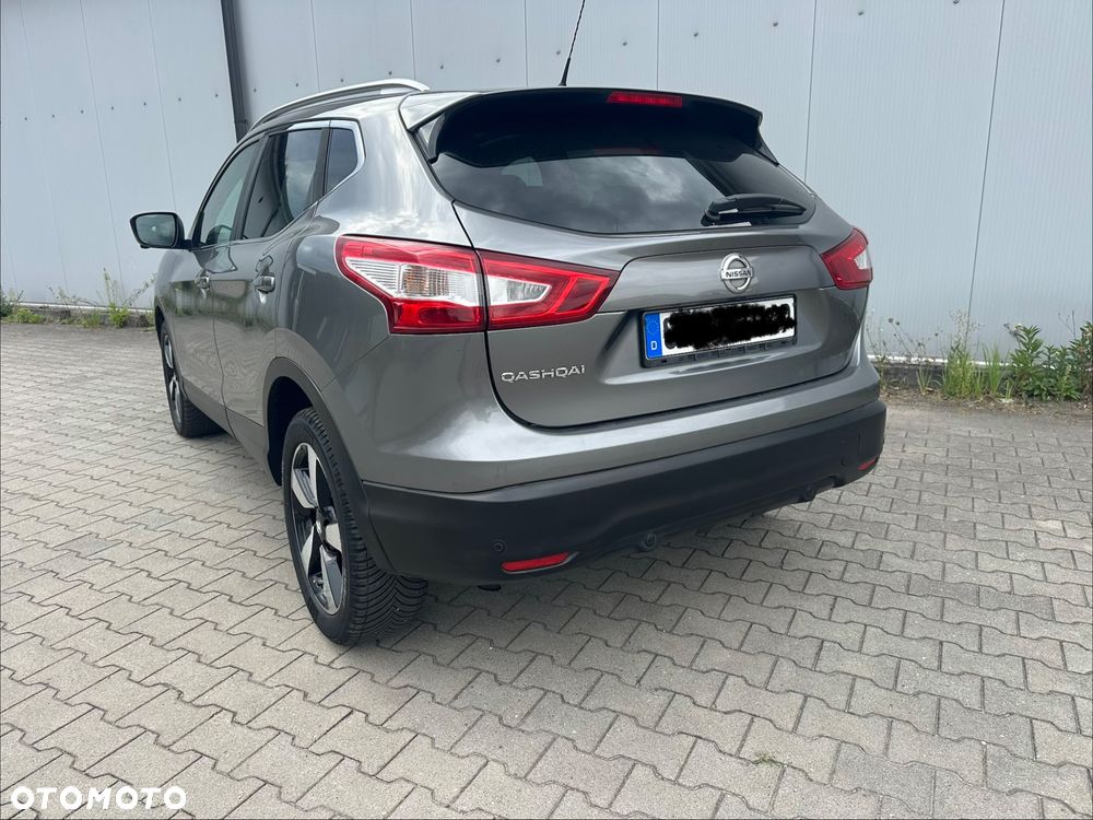 Nissan Qashqai 1.2 DIG-T N-Connecta EU6 - 4