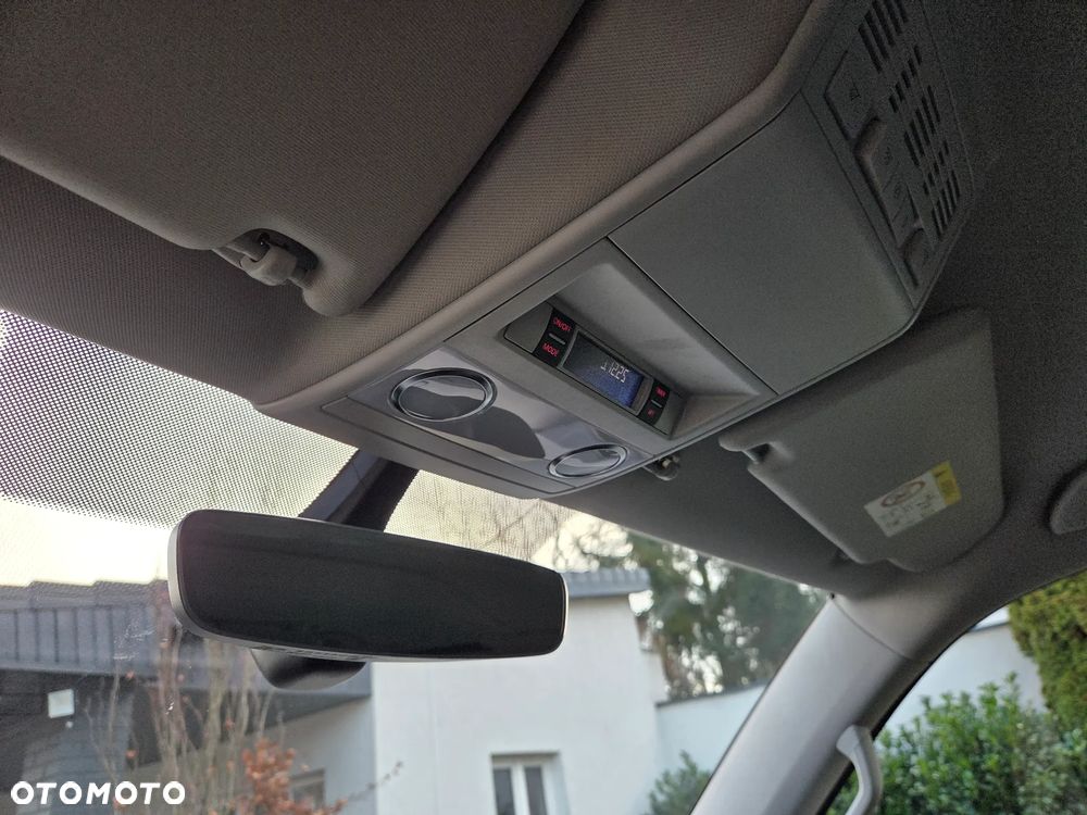 Volkswagen Multivan 2.0 BiTDI L1 Highline 4Motion DSG - 15