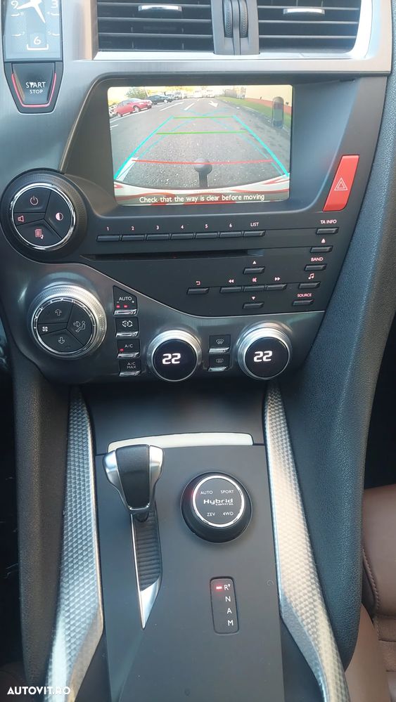 Citroën DS5 Hybrid4 EGS6 Business - 30