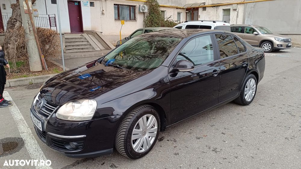 Volkswagen Jetta 1.9 TDI Trendline DPF - 2