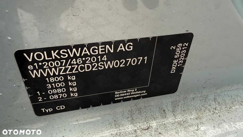 Volkswagen Golf - 29
