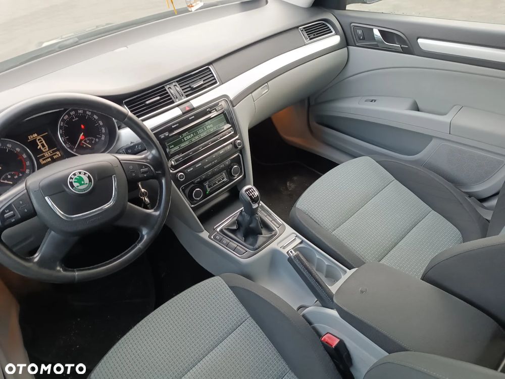 Skoda Superb 2.0 TDI Comfort - 10
