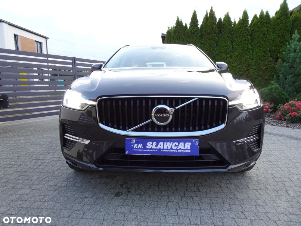 Volvo XC 60 B4 D Momentum Pro - 11