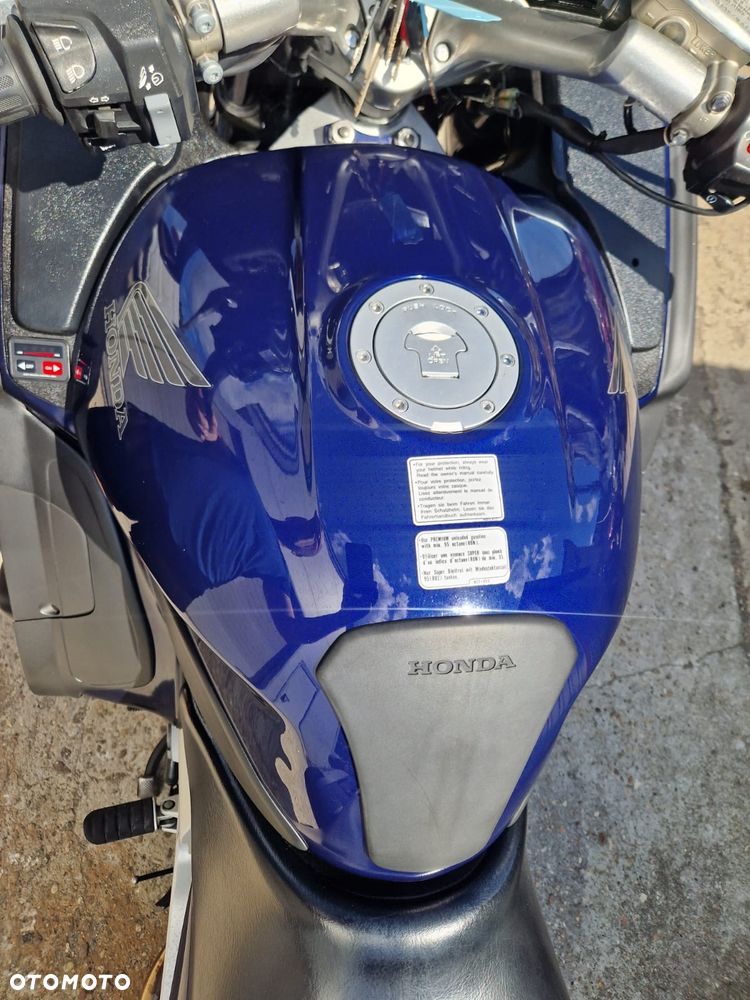 Honda ST - 22