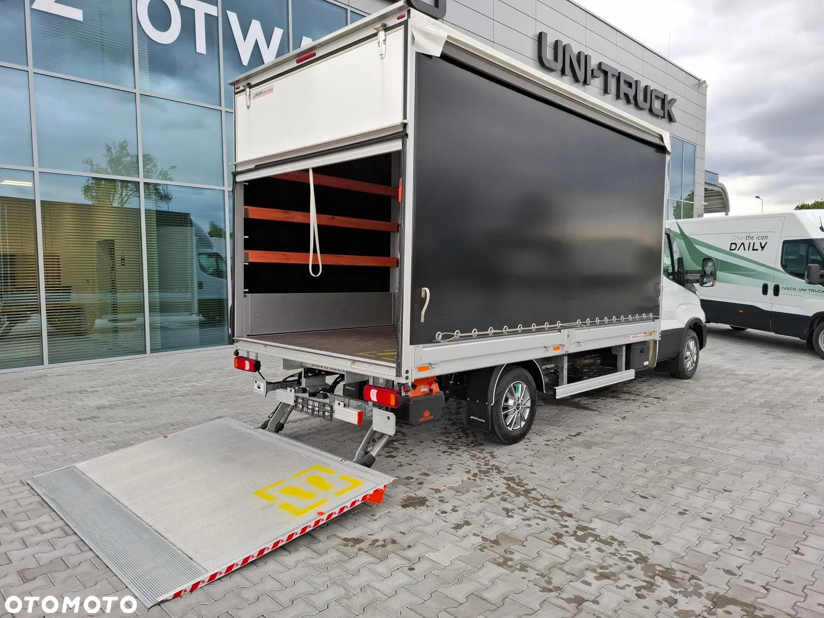 Iveco BURTOFIRANA 8EPAL z WINDĄ OD RĘKI - 17