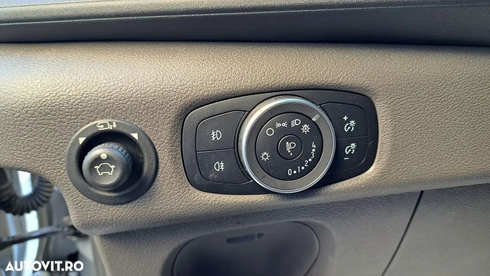 Ford Transit - 38