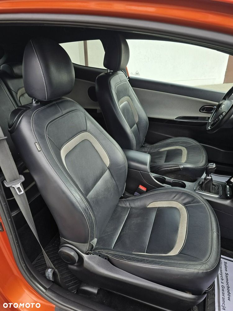 Kia Ceed - 22