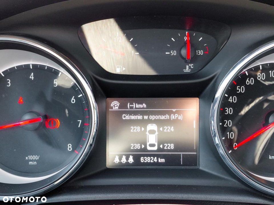 Opel Astra - 25