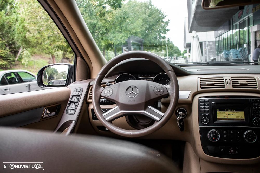 Mercedes-Benz R 280 CDI Longo - 32