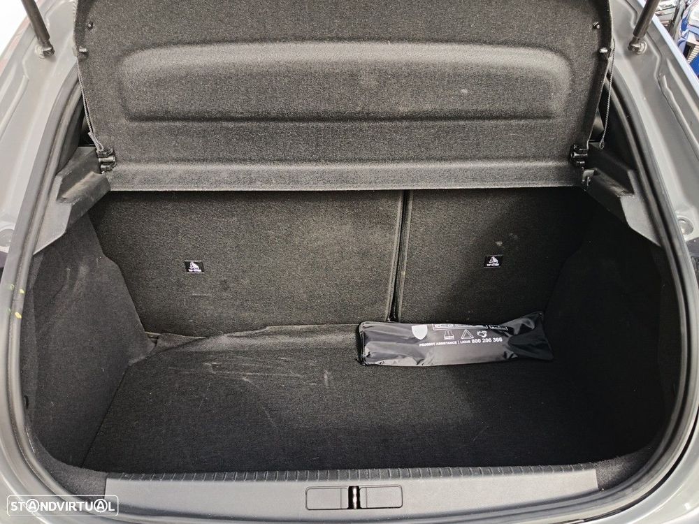 Peugeot 208 1.2 Hybrid Allure e-DCS6 - 6