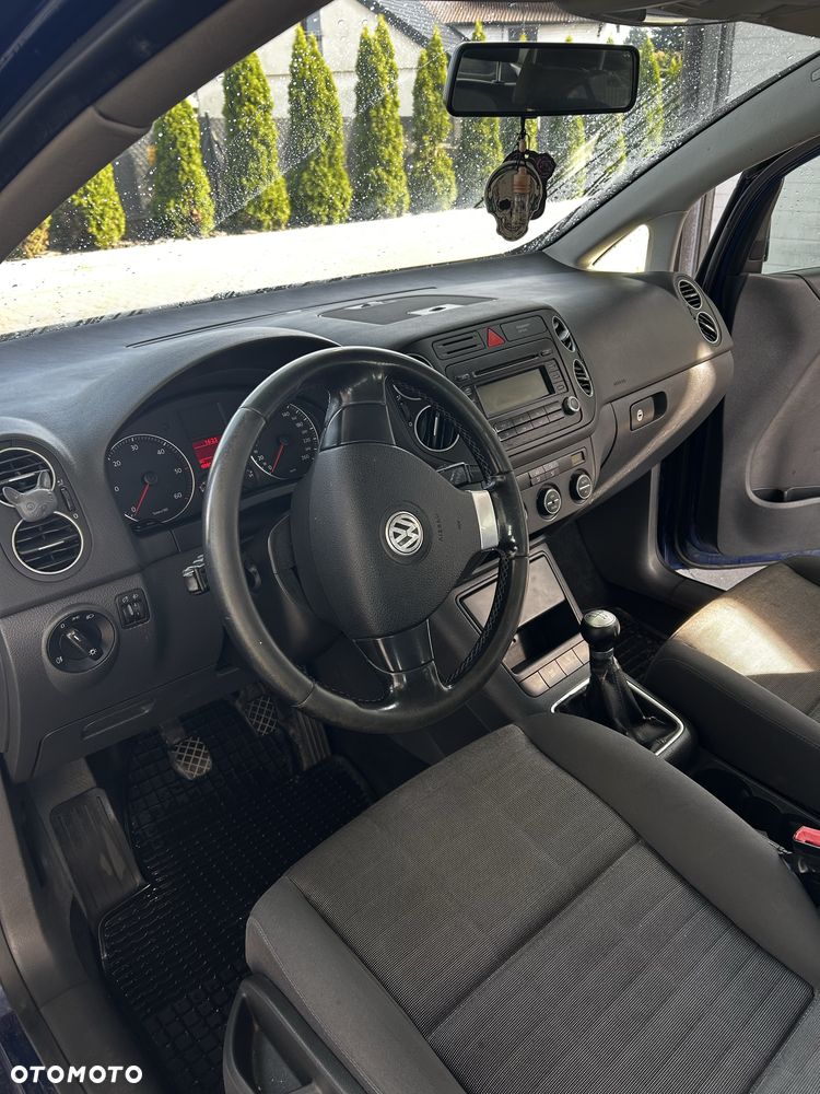 Volkswagen Golf Plus - 8