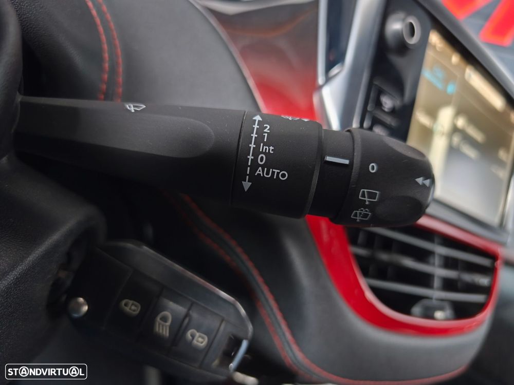 Peugeot 208 1.6 THP GTi - 15