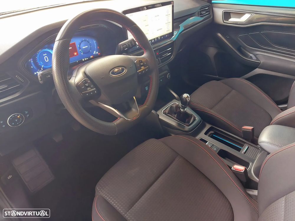 Ford Focus SW 1.0 EcoBoost ST-Line X - 12