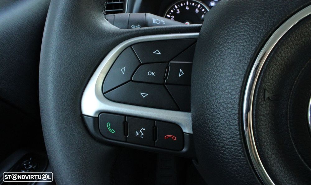Jeep Renegade 1.5 TG e-Hybrid Altitude DCT - 8