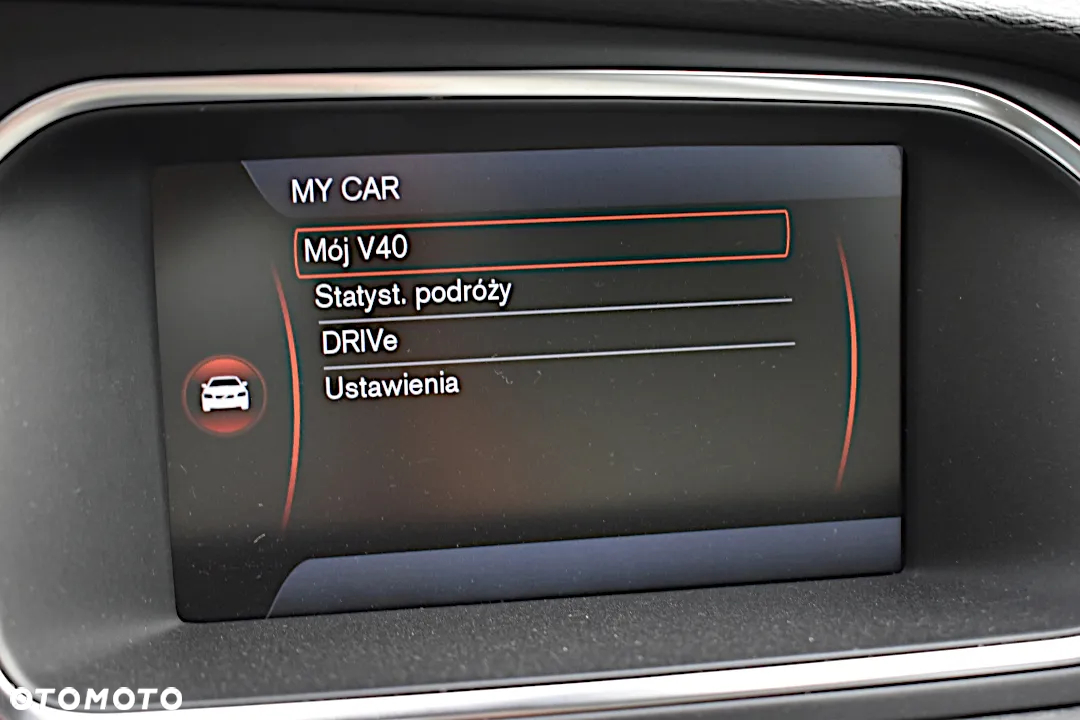 Volvo V40 D2 Momentum - 24