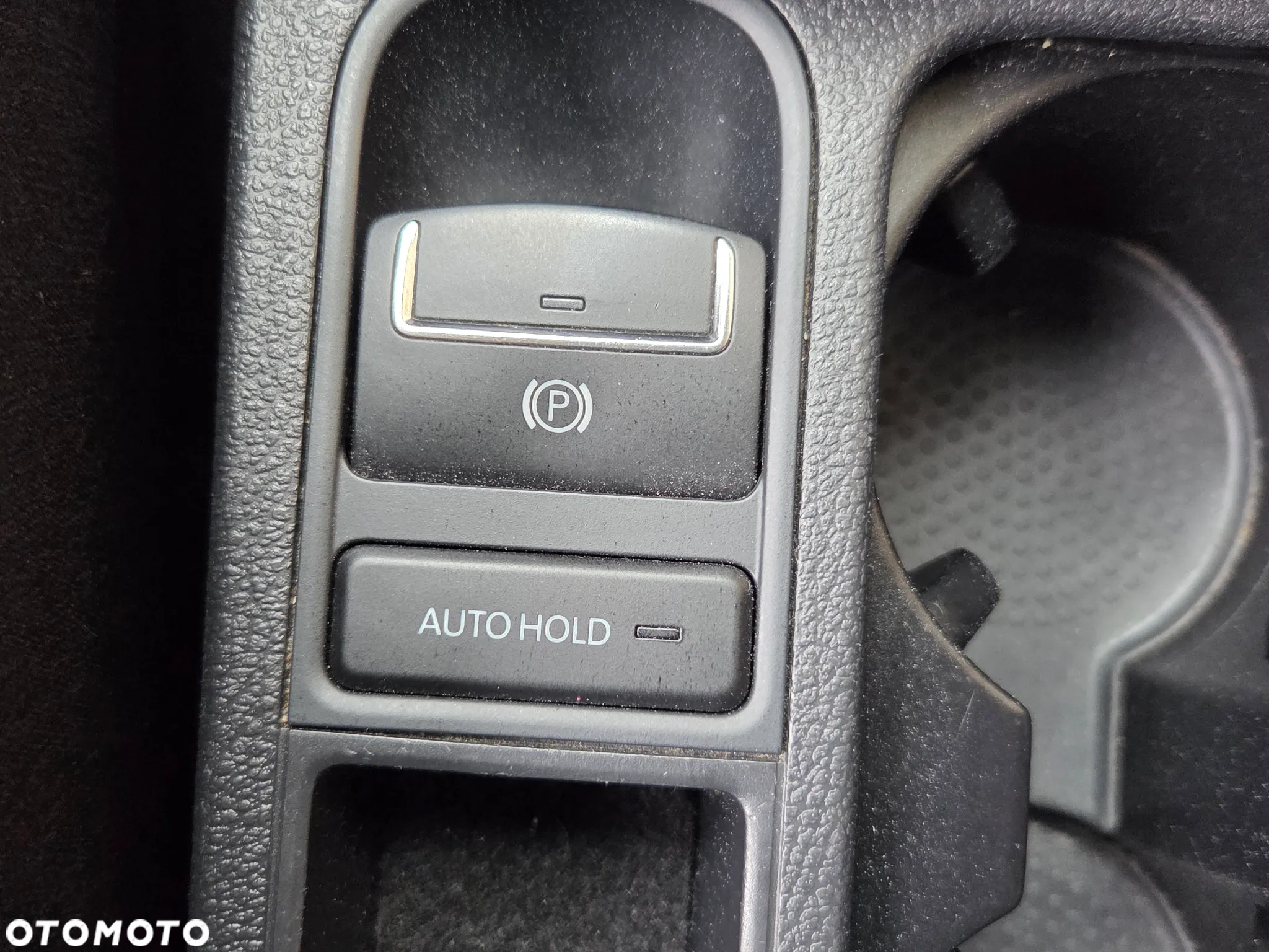 Volkswagen Tiguan 1.4 TSI BlueMotion Technology Exclusive - 35