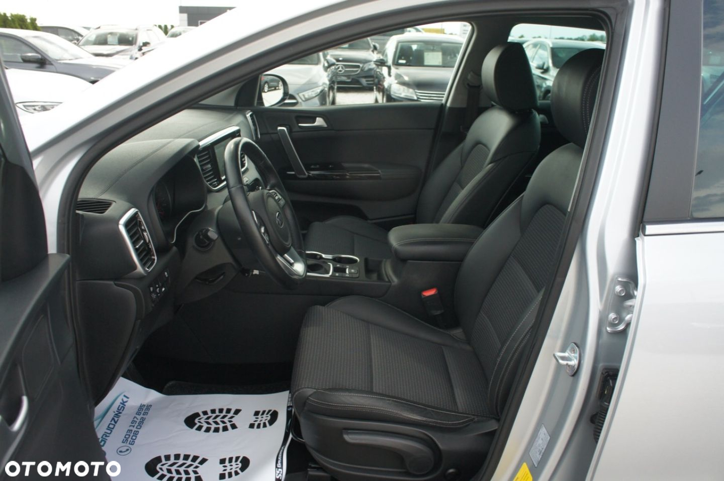 Kia Sportage - 16
