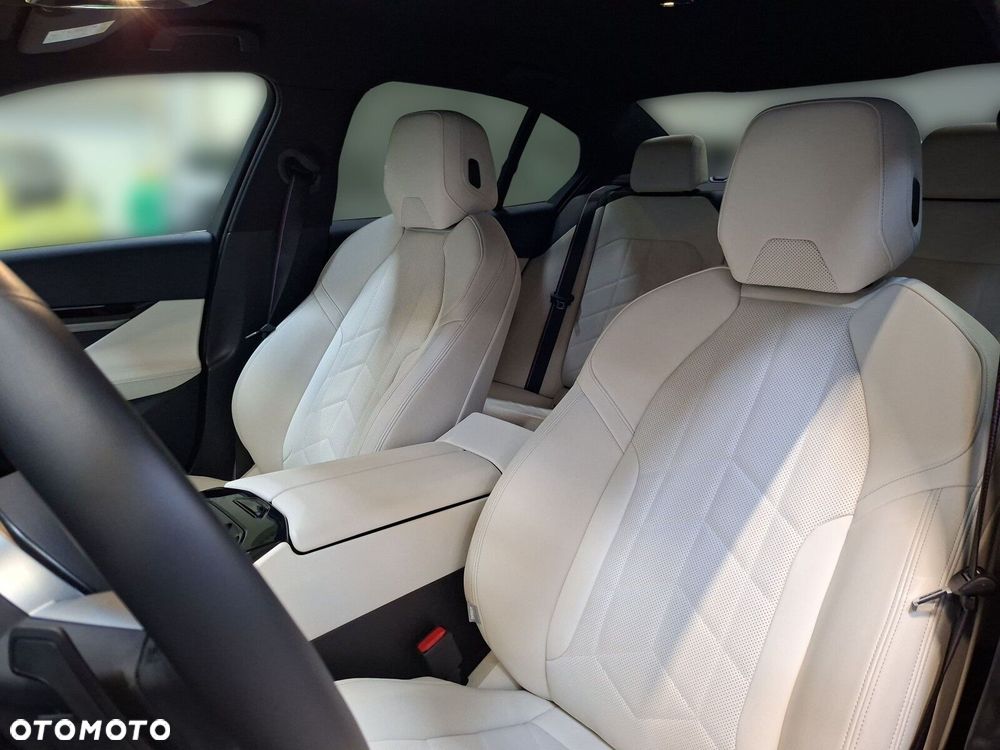 BMW Seria 5 - 13