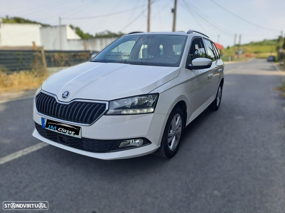 Skoda Fabia Break 1.0 Active Plus - 1