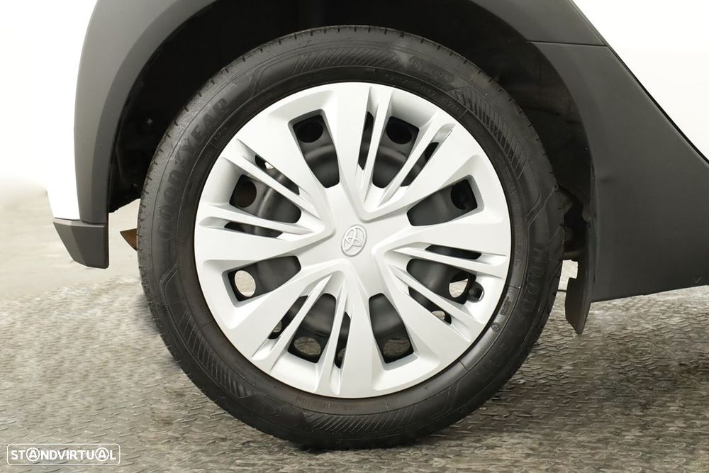 Toyota Aygo X 1.0 Pulse CVT - 5