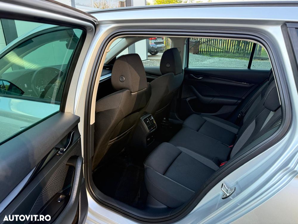 Skoda Octavia 2.0 TDI Tour - 10