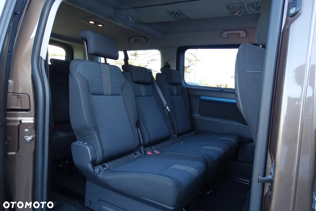 Peugeot Traveller L3 2.0 BlueHDi 180 EAT8 Business - 27