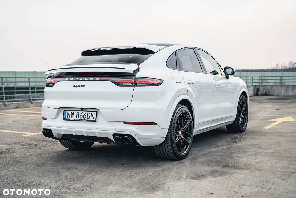 Porsche Cayenne Coupe E-Hybrid - 1