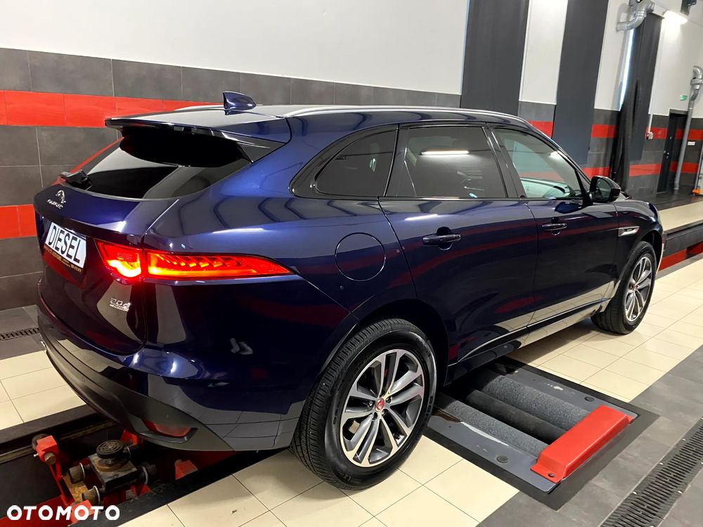 Jaguar F-Pace 2.0 i4D RWD R-Sport - 11
