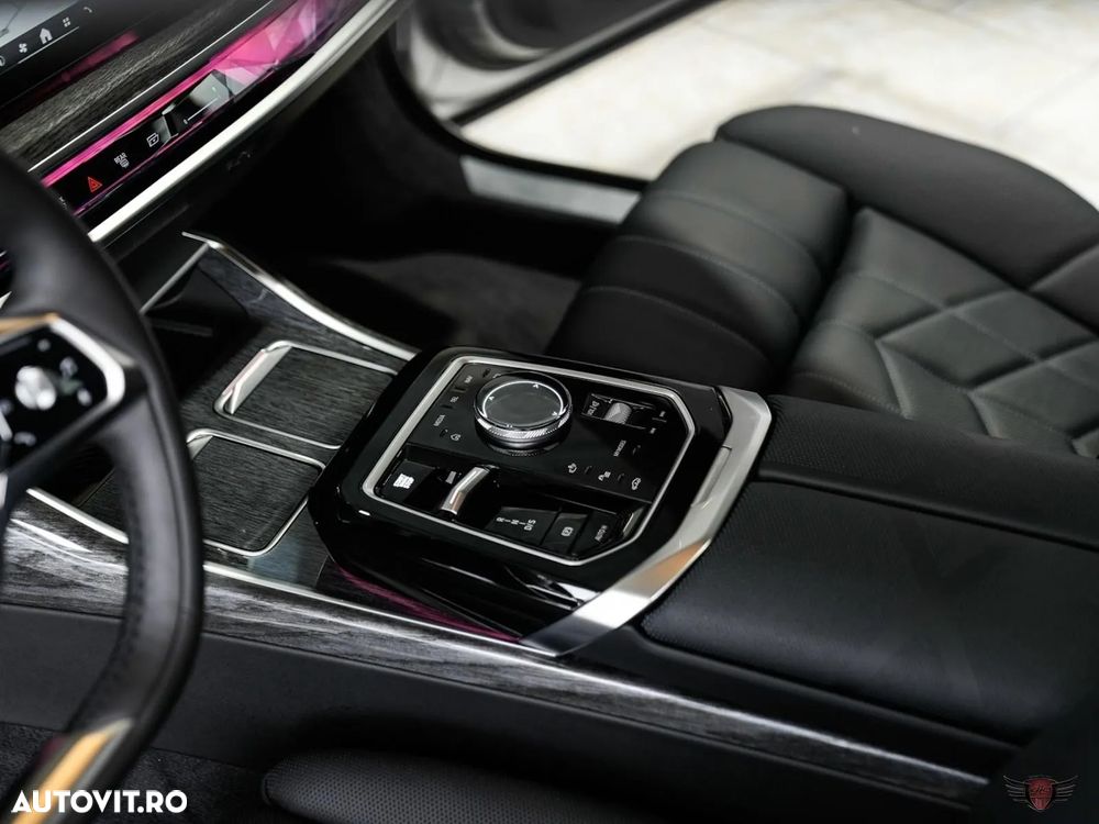 BMW Seria 7 740d xDrive - 22