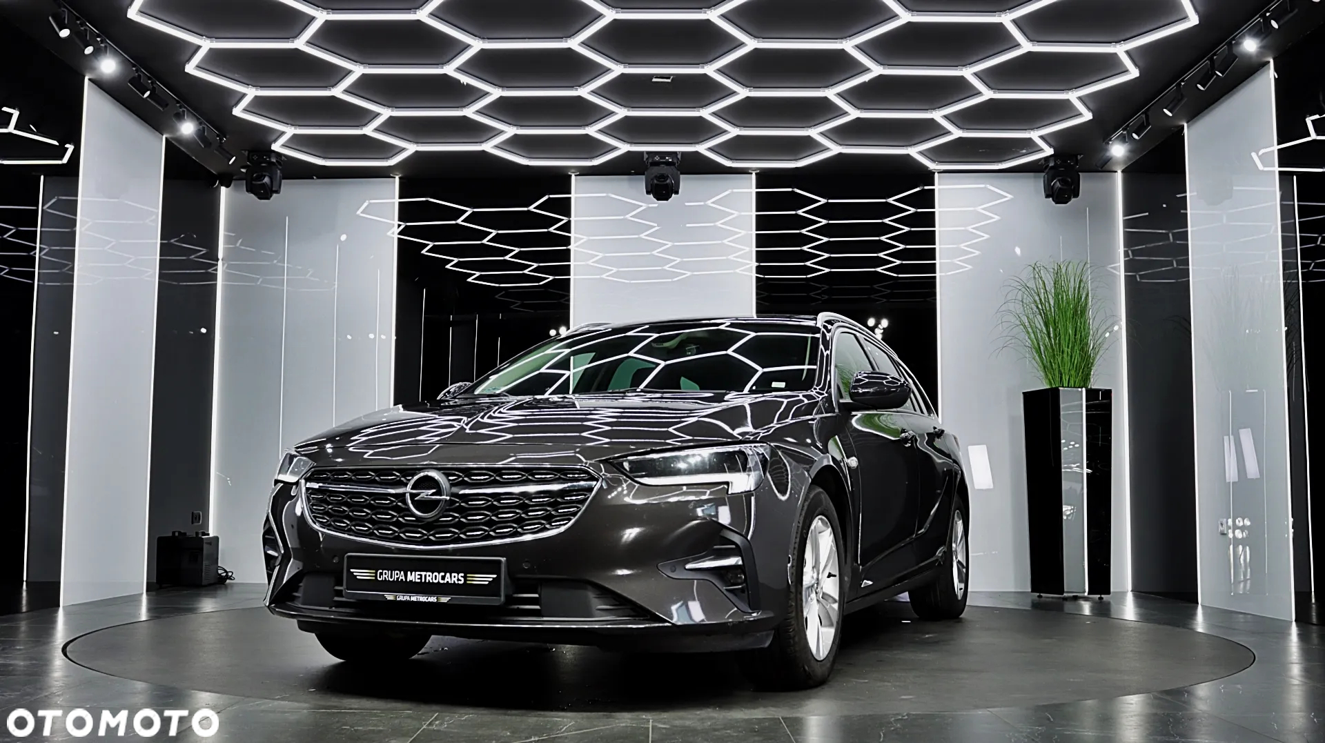 Opel Insignia 2.0 CDTI Elegance S&S - 2
