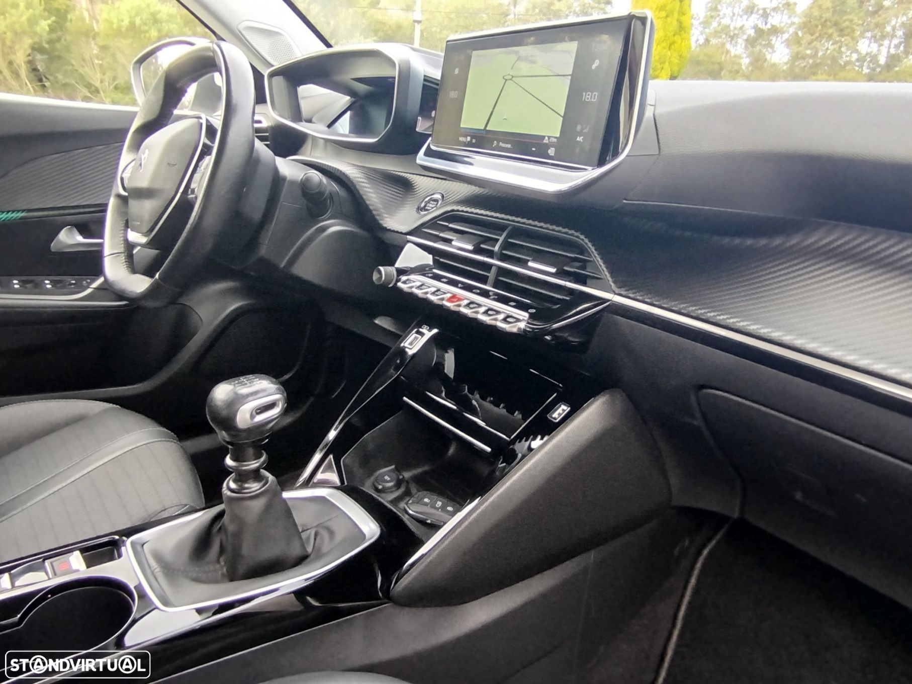 Peugeot 2008 1.5 BlueHDi Allure Pack - 33