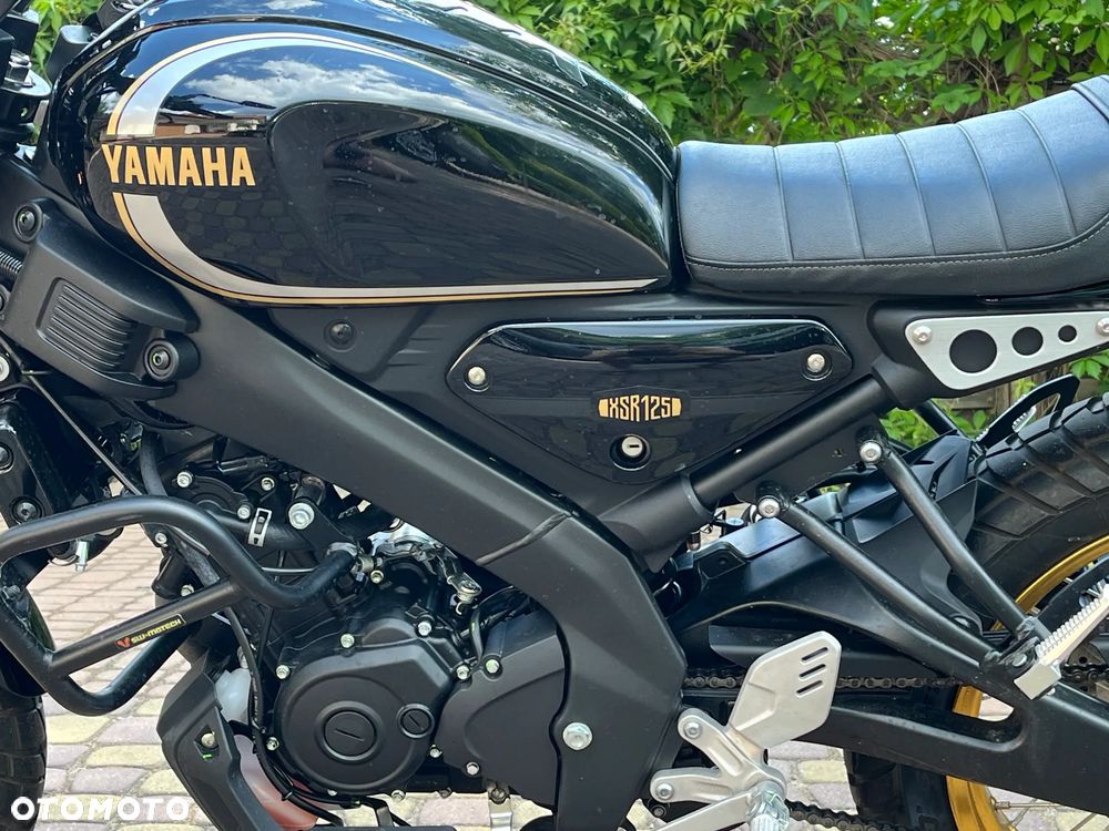 Yamaha XSR - 6