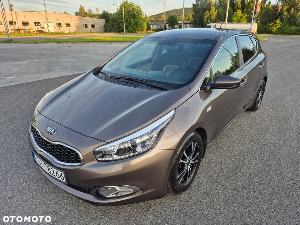 Kia Ceed 1.6 GDI L Business Line - 2